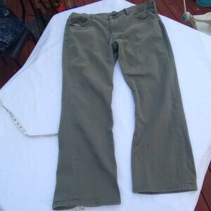 Levi’s 514 Straight Fit Jeans 40x32 - Olive Green Casual Streetwear Style